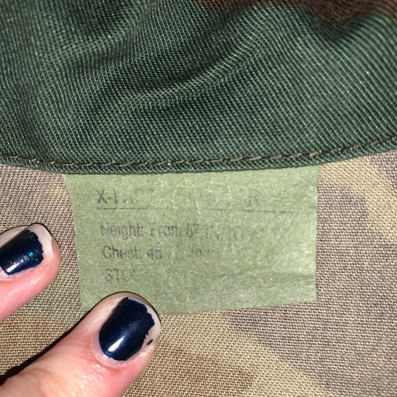 2 CAMO CARGO JACKETS - Picture 3 of 5